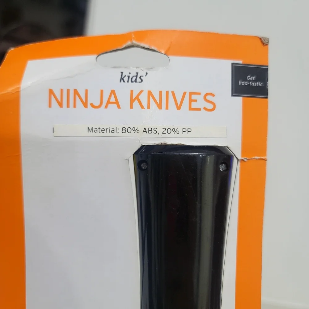 NEW TARGET Kids Ninja Fake Play Plastic Knives
